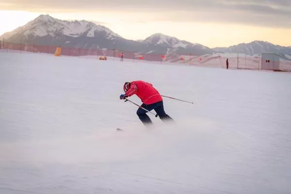 國(guó)內(nèi)滑雪場(chǎng)排名前三的滑雪場(chǎng)盤點(diǎn) 古代的皇室貴族的狩獵場(chǎng)上榜